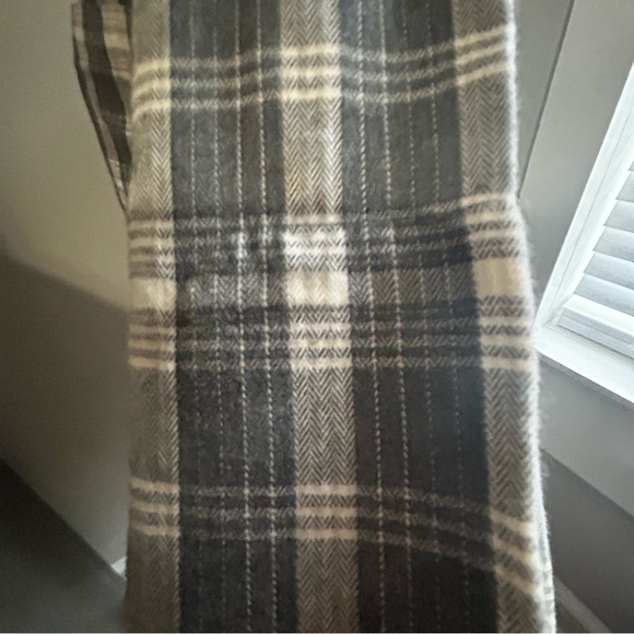 The North Face Gray Plaid Casual Shirt Women’s Size Medium - Picture 3 of 8